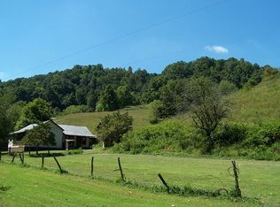 1452 Wolf Run Rd, Orma, WV 25268