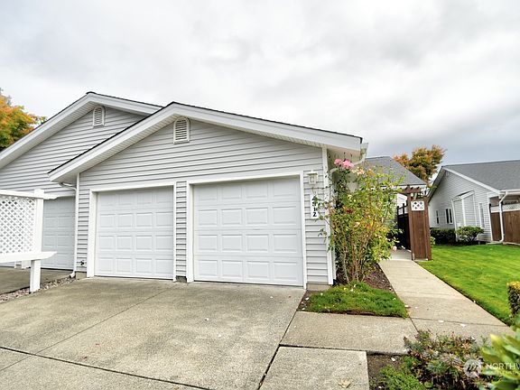 5th image of 4812 Stratford Lane SE