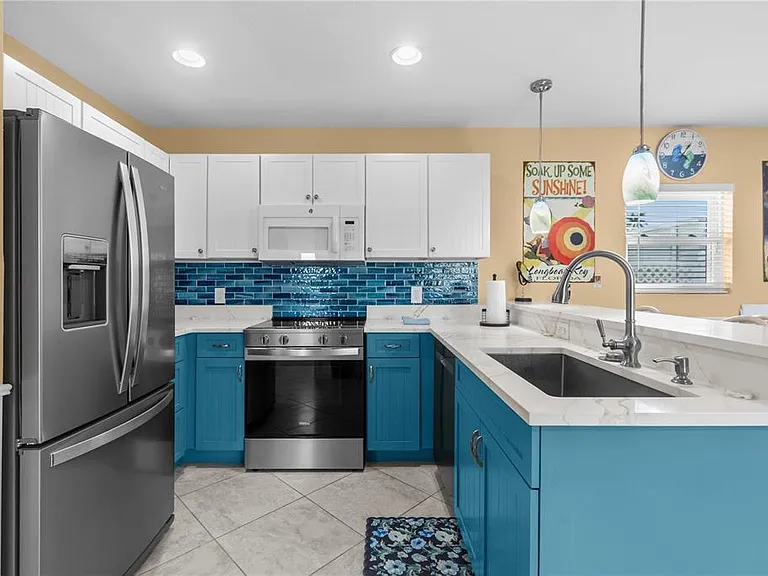 3740 Gulf Of Mexico Dr #114 — Photo 18