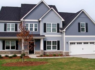 107 Courtyard Cir, Aberdeen, NC --