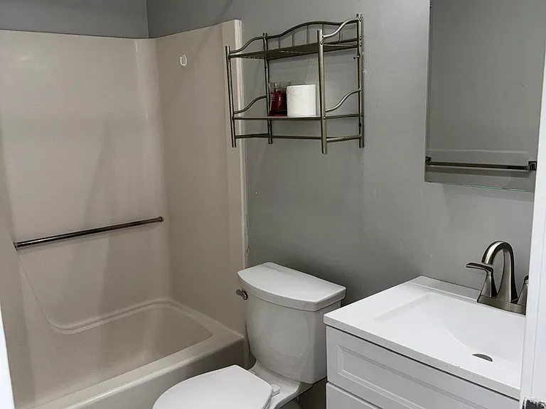 121 Cluff Crossing Rd #11 — Photo 11