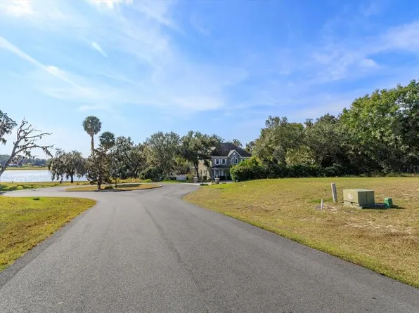 1104 Myrtle Breezes Ct #8, Fruitland Park, FL 34731