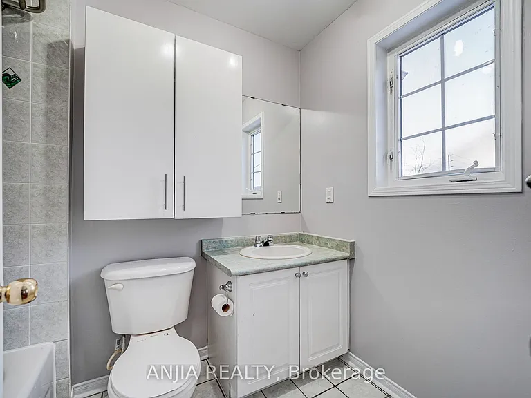 146 Billingsley Cres — Photo 20
