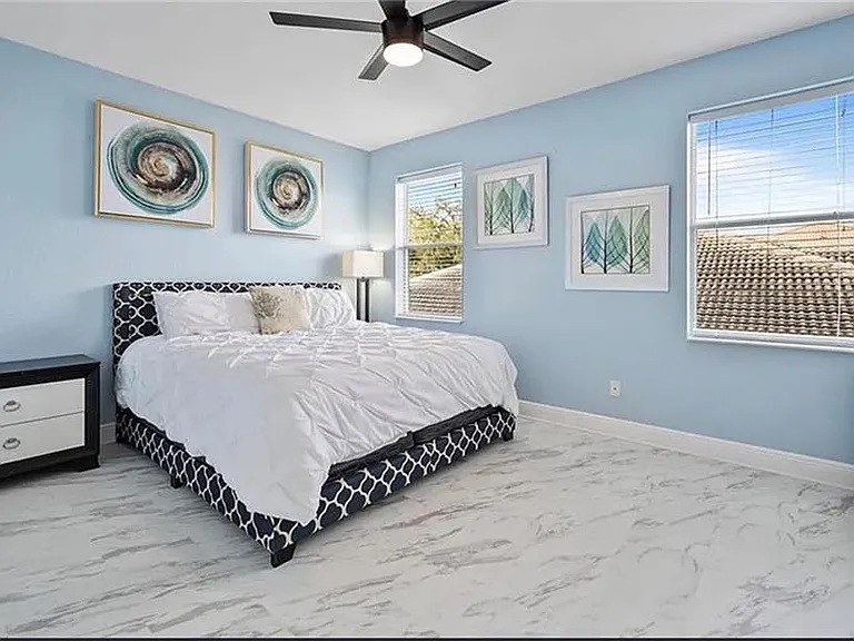 19396 La Serena Dr — Photo 19