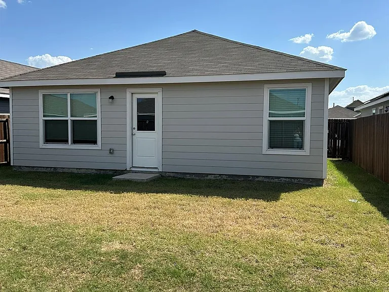 5705 Manarchos Ln — Photo 19