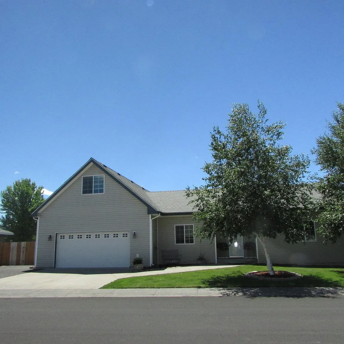 5624 American Ave photo 1