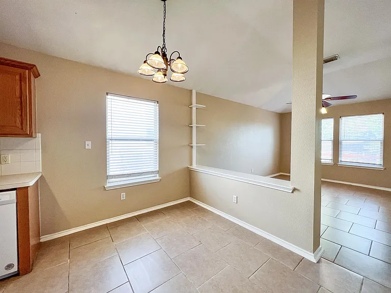 1632 Sunnycrest Cir — Photo 4