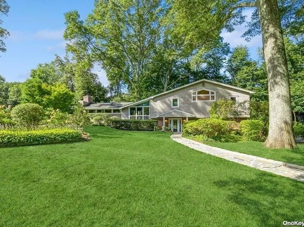 41 Colonial Drive, Huntington, NY 11743