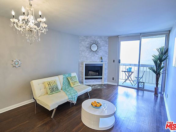 3rd image of 5143 Bakman Ave APT 209