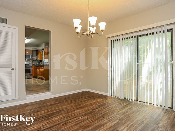 4th image of 1083 Forest Heights Rd