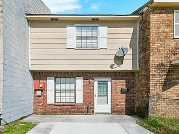 30 Westpark Ct, New Orleans, LA 70114