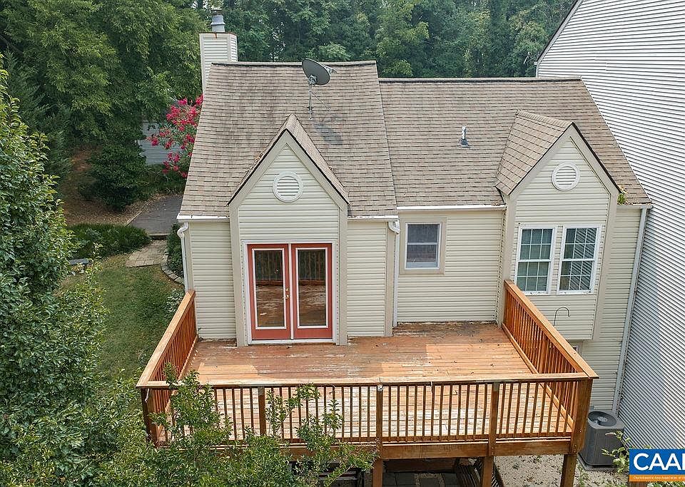 1st image of 310 Harper Dr