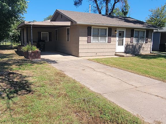 5th image of 402 E Avenue F