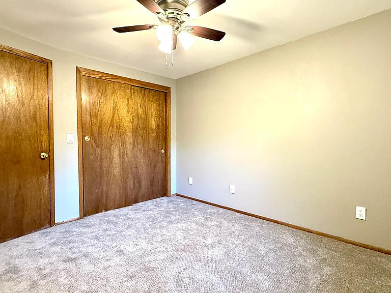 1008 W Devonshire Rd — Photo 13