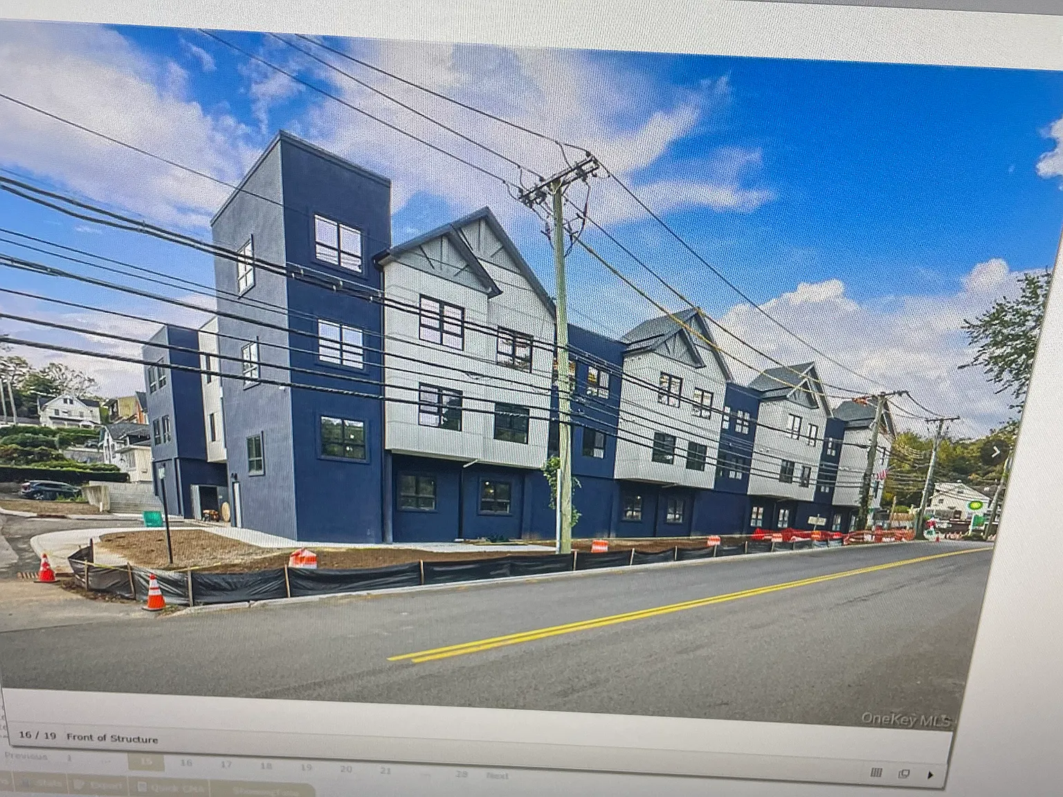 1 bed, 900 sqft, $3,800 — Photo 1