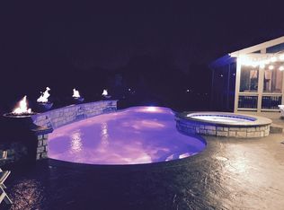 15212 Perry St, Overland Park, KS 66221