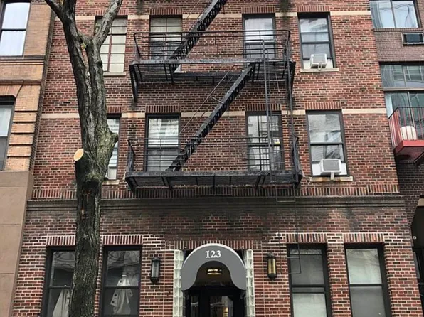 123 East 82nd Street image 1 of 9
