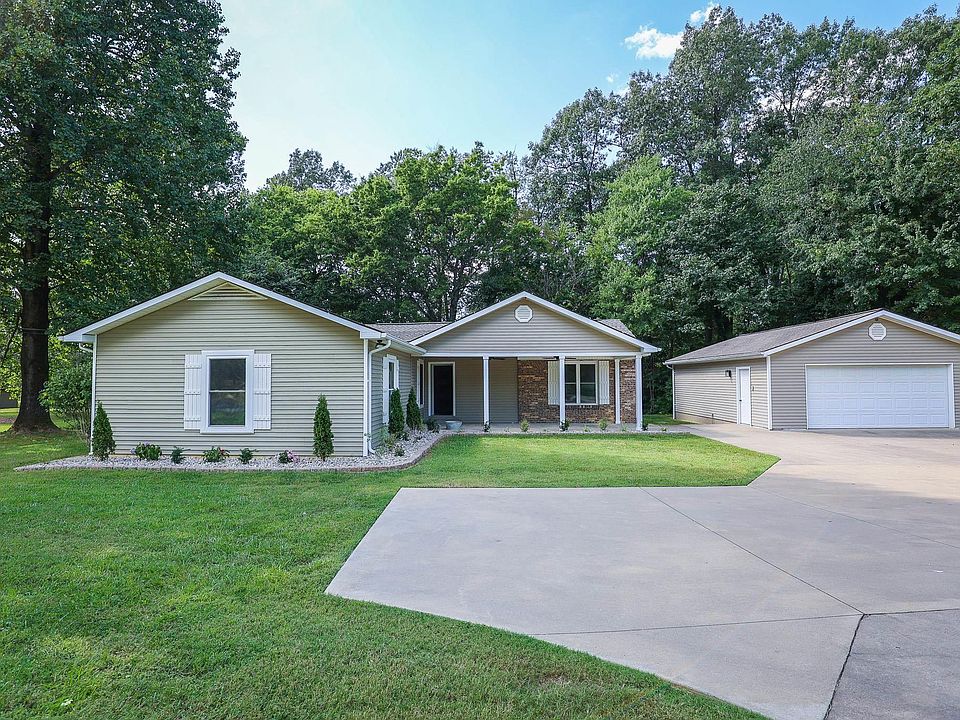 1st image of 165 Gatewood Dr