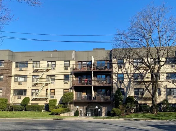 2261 Palmer Avenue #2L, New Rochelle, NY 10801