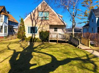 3408 S Whitnall Ave, Milwaukee, WI 53207