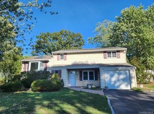 55 Holiday Park Dr, Centereach, NY 11720