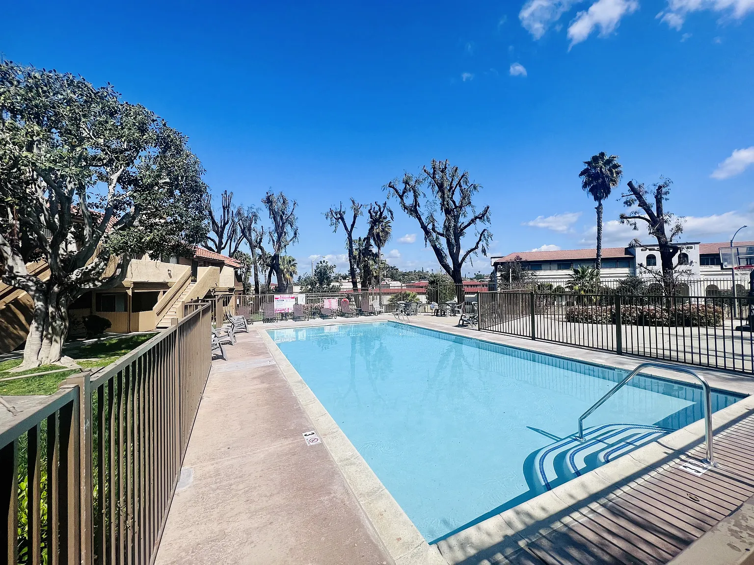 Grande Vista Apartments — Photo 1