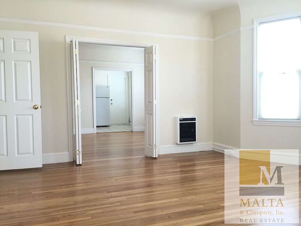 1st image of 3006 Gough St APT 201
