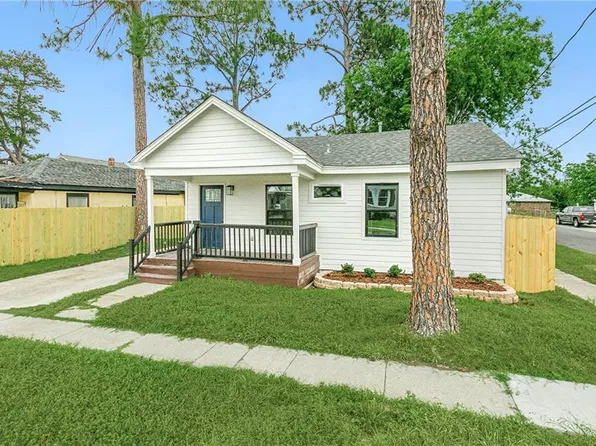 1029 Kepler St, Gretna, LA 70053