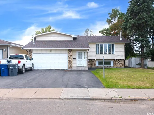 823 northumberland AVENUE, Saskatoon, SK S7L 3W3