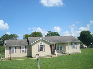 1002 Dellrose Dr, Bell Buckle, TN 37020