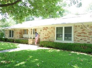 9704 Fitzroy Cir, Dallas, TX 75238