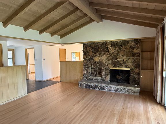 5th image of 9221 Rubio Ave