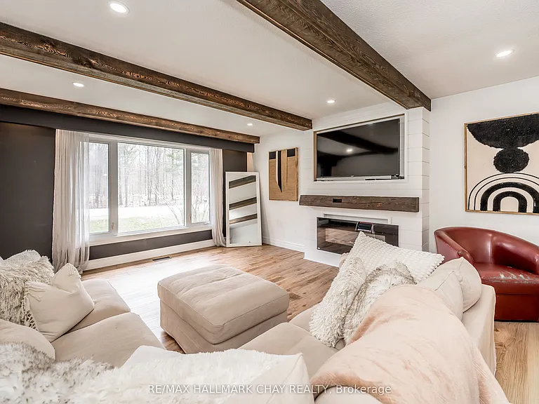 3742 Horseshoe Valley Rd W #UPPER — Photo 1