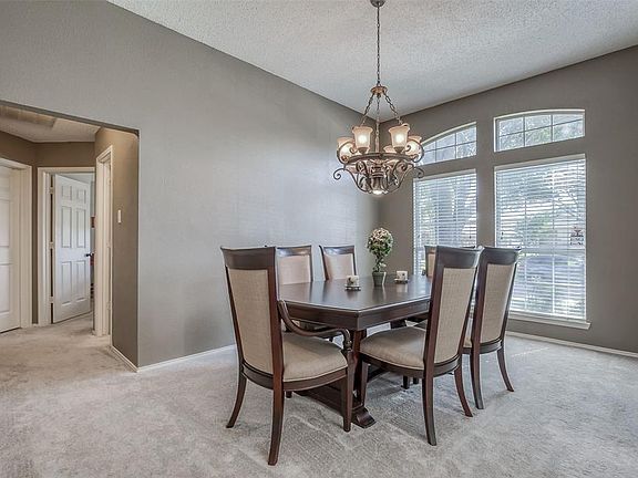 4th image of 1389 Prairie Dr