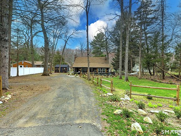 2nd image of 49 River Road