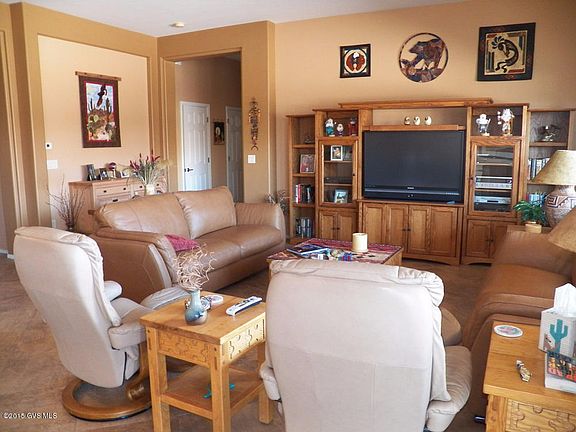 4th image of 1012 W Tenniel Dr