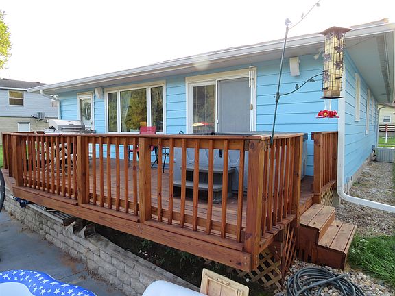 4th image of 717 Bluewater Dr