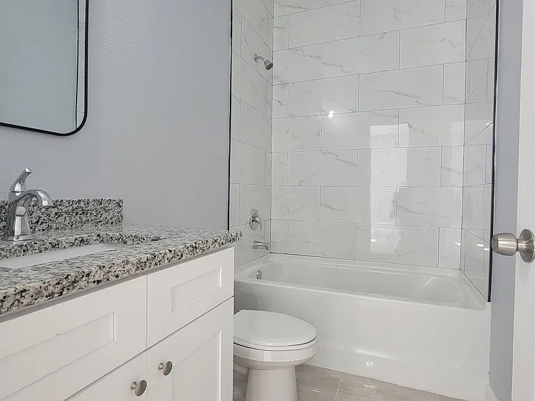 2502 N 56th St — Photo 3