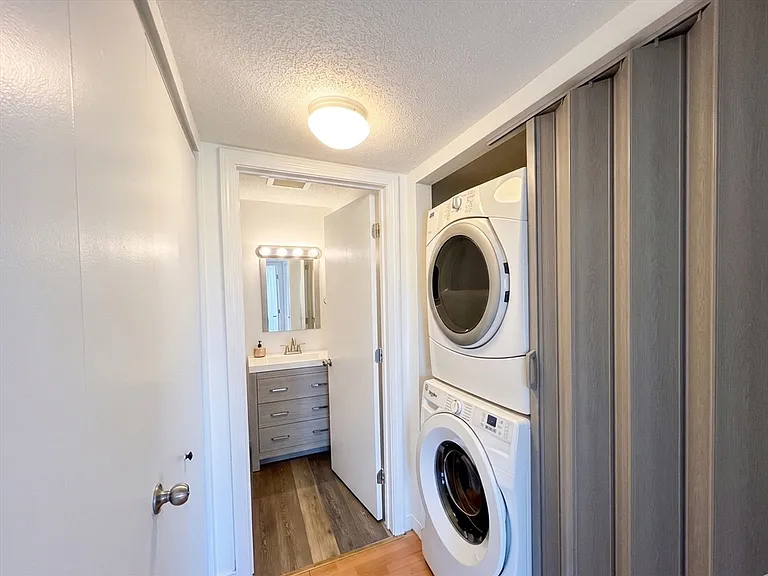 15 Bower Rd #F4 — Photo 6