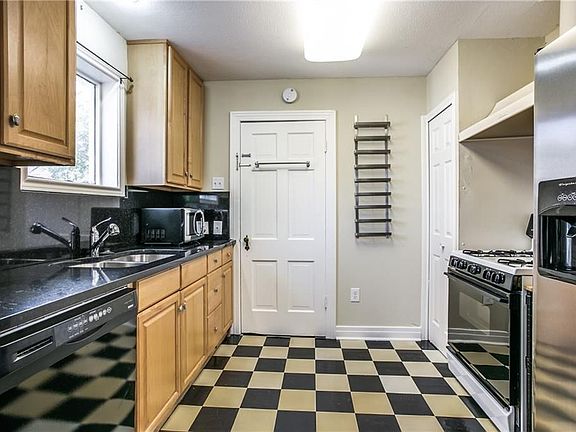 5th image of 3426 Westminster Ave