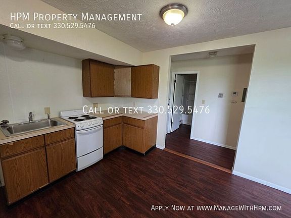 4th image of 389 Sherman St APT 204