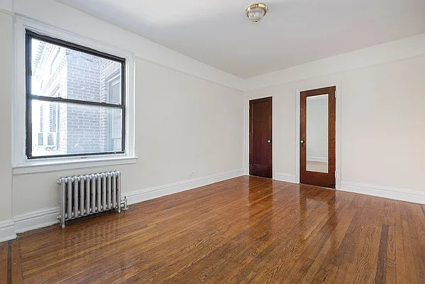 Rented by Nest Seekers International | media 9