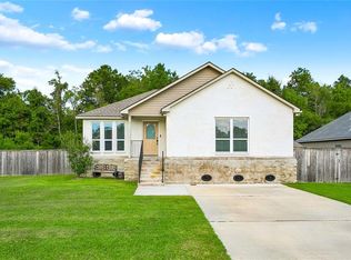 22167 Moss St, Ponchatoula, LA 70454