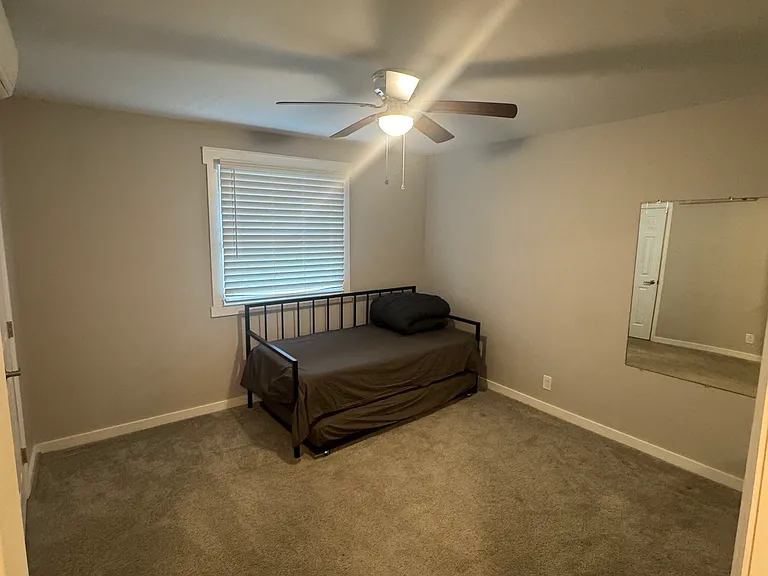 143 Old Tusculum Rd #B — Photo 11