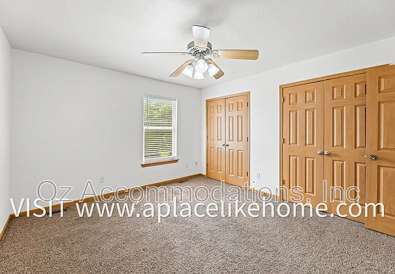 8626 N Cleveland Ln — Photo 13