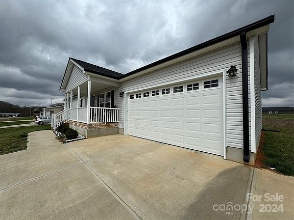 4th image of 109 Wheatfield Dr
