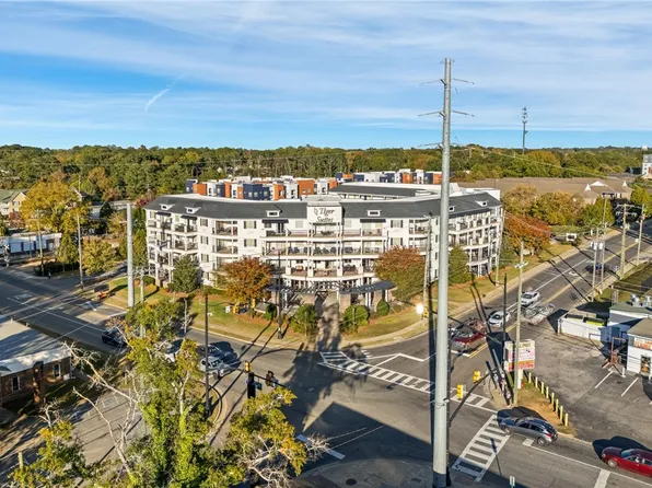 430 W Glenn Ave #103, Auburn, AL 36830