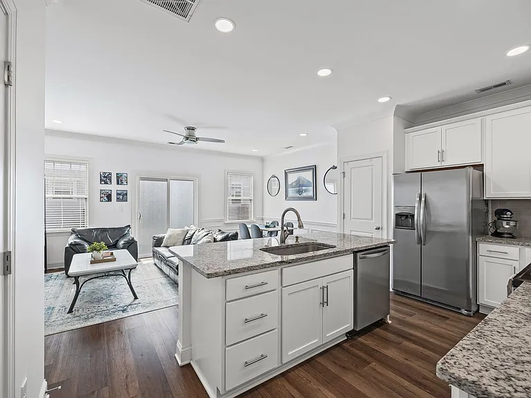 263 Keener Blvd — Photo 7