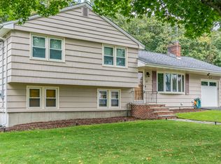 47 Crestwood Cir, Salem, NH 03079