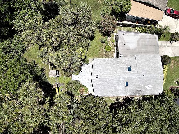 5th image of 2329 Saint Andrews Cir